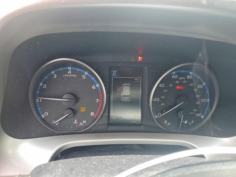 2018 TOYOTA RAV4 XLE 9