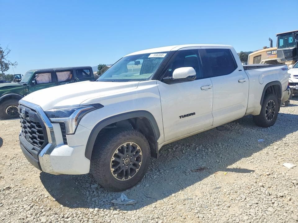 2024 TOYOTA TUNDRA CREWMAX SR5 - 1