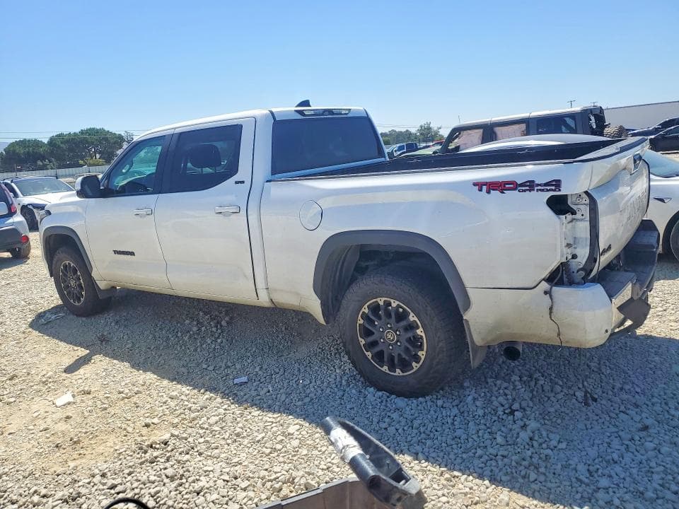 2024 TOYOTA TUNDRA CREWMAX SR5 2