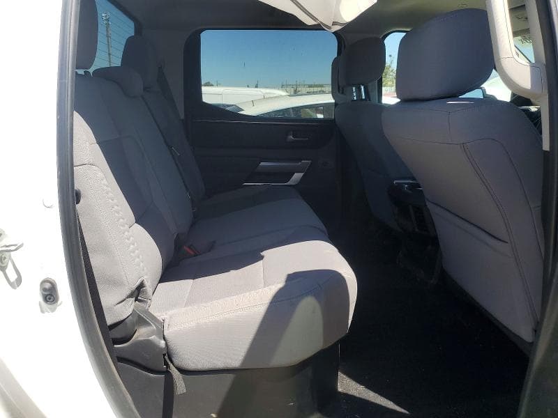 2024 TOYOTA TUNDRA CREWMAX SR5 10