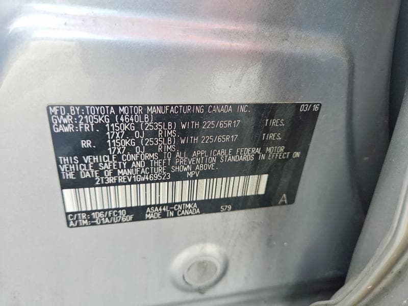 2016 TOYOTA RAV4 XLE 13