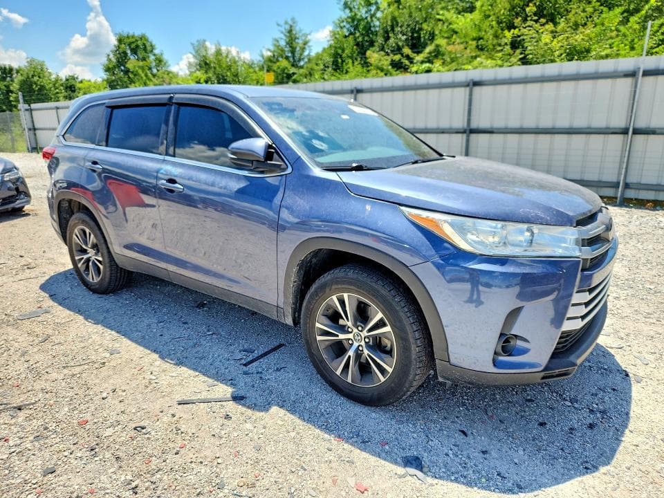 2019 TOYOTA HIGHLANDER LE LE 4