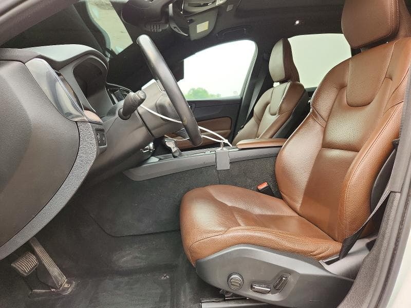 2021 VOLVO XC60 T5 MOMENTUM 7