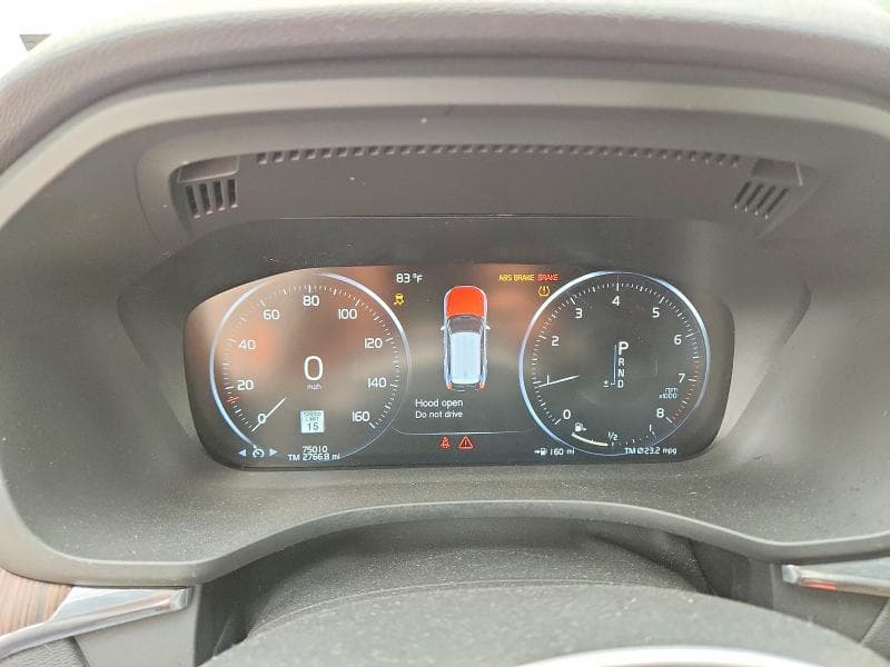 2021 VOLVO XC60 T5 MOMENTUM 9