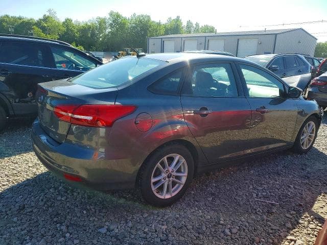 2017 FORD FOCUS SE 3