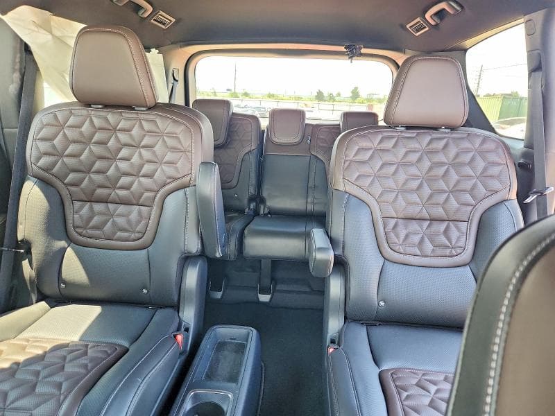 2025 NISSAN ARMADA PLATINUM PLATINUM 10