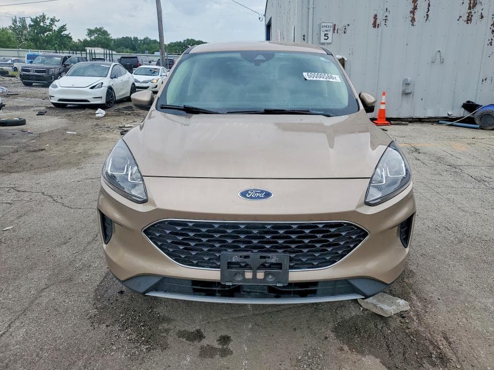 2020 FORD ESCAPE SE 5