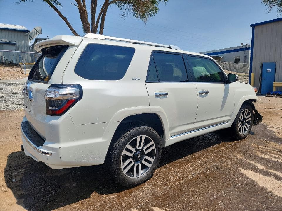 2023 TOYOTA 4RUNNER LIMITED 3