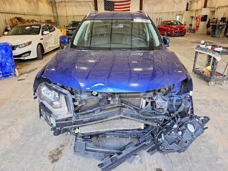 2017 NISSAN ROGUE SV 5