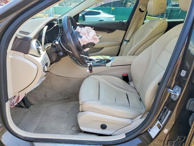 2017 MERCEDES-BENZ C 300 4MATIC 7