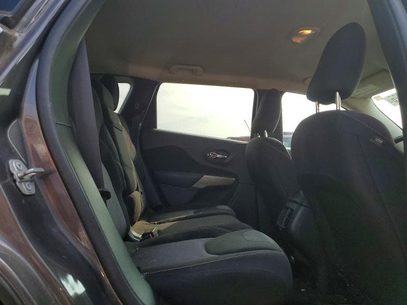 2018 JEEP CHEROKEE LATITUDE 11