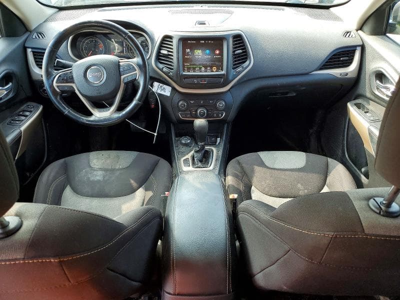 2018 JEEP CHEROKEE LATITUDE 8