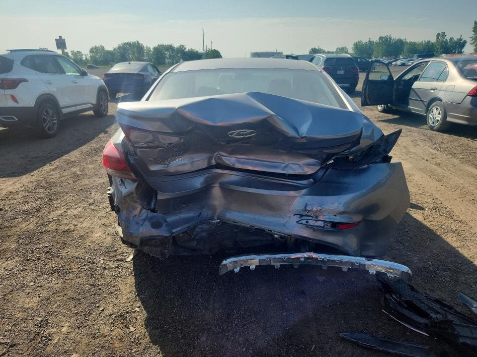 2017 HYUNDAI ELANTRA SE 6