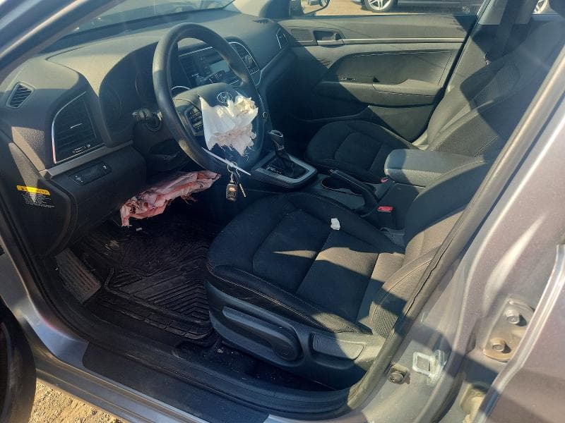 2017 HYUNDAI ELANTRA SE 7