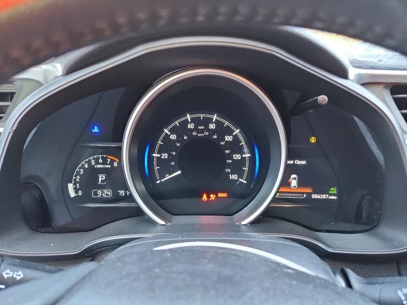 2018 HONDA FIT EX 9