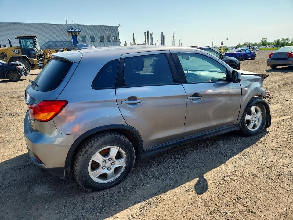 2019 MITSUBISHI RVR SE 3