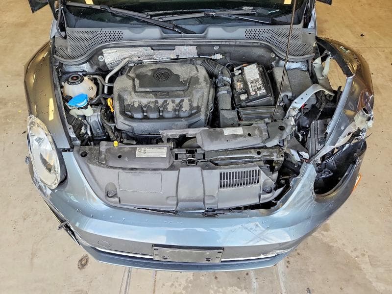 2018 VOLKSWAGEN BEETLE SE SE 11