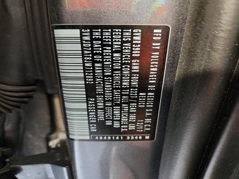 2018 VOLKSWAGEN BEETLE SE SE 12