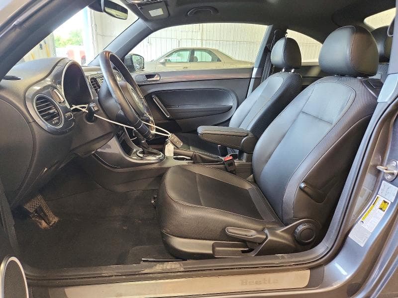 2018 VOLKSWAGEN BEETLE SE SE 7