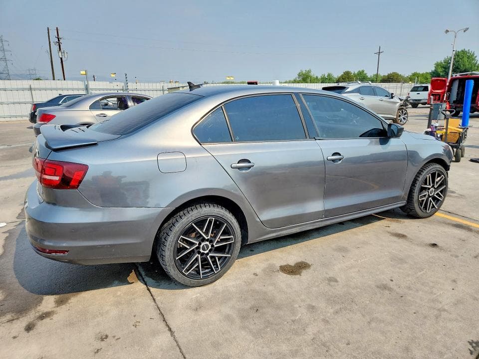 2016 VOLKSWAGEN JETTA S 3