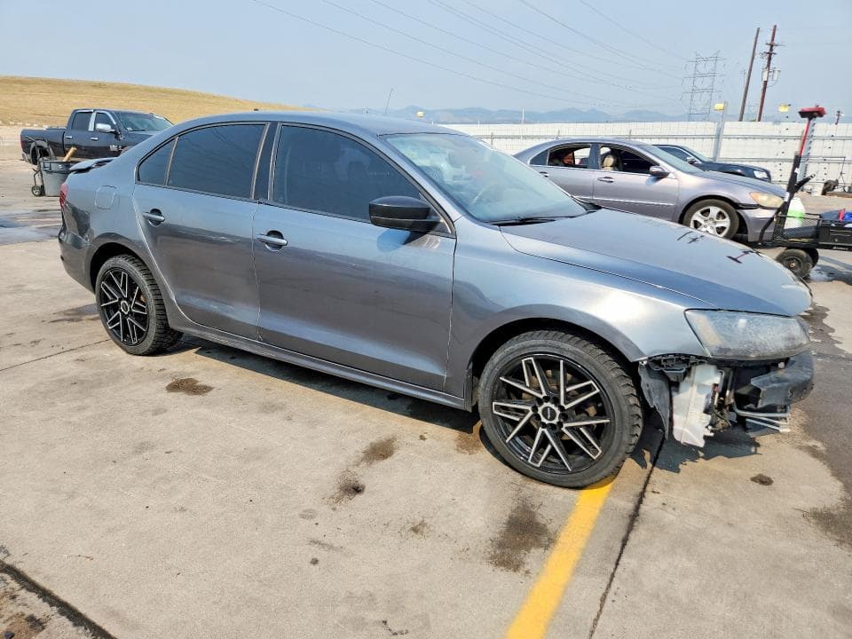2016 VOLKSWAGEN JETTA S 4