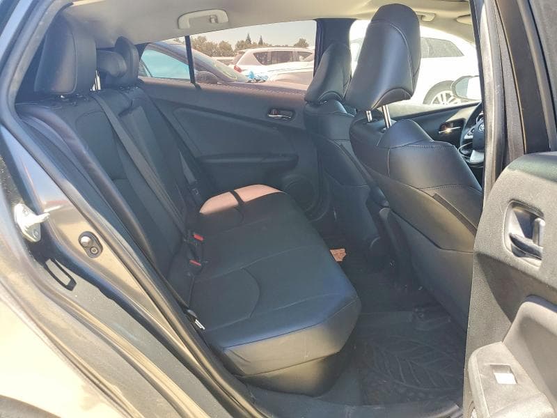 2017 TOYOTA PRIUS FOUR 10