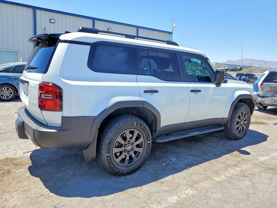 2025 TOYOTA LAND CRUISER BASE 3