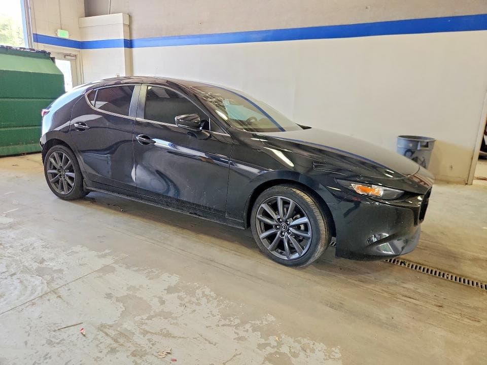 2023 MAZDA 3 PREFERRED 4