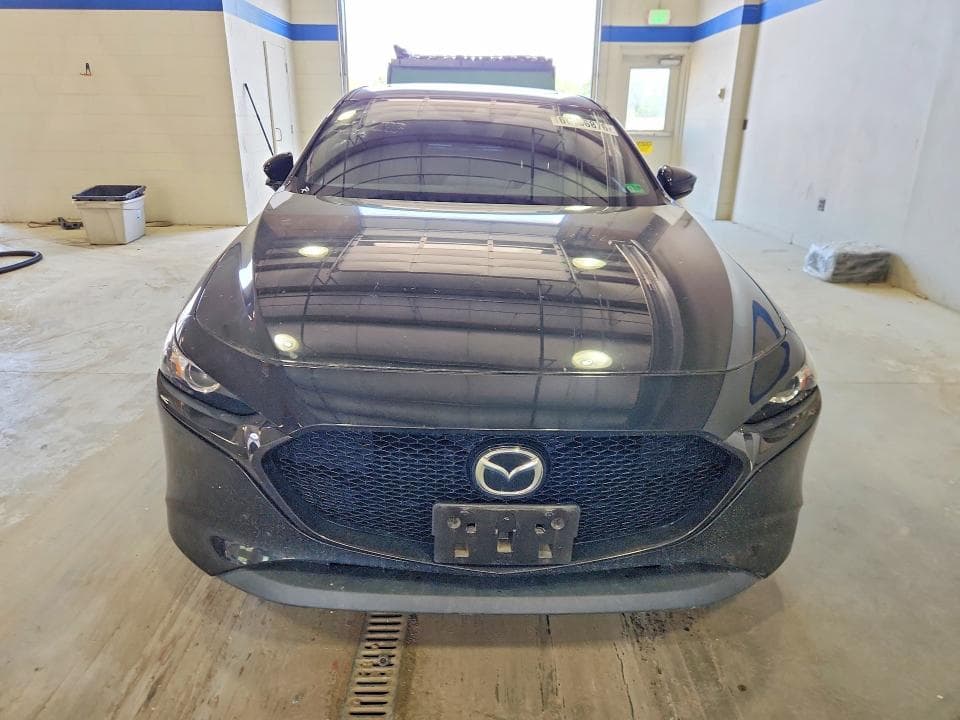 2023 MAZDA 3 PREFERRED 5