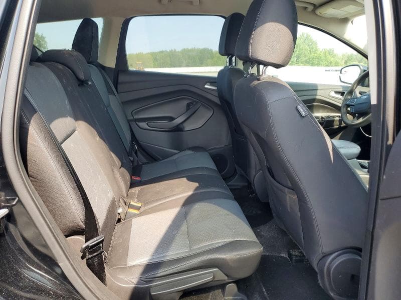 2017 FORD ESCAPE SE 11