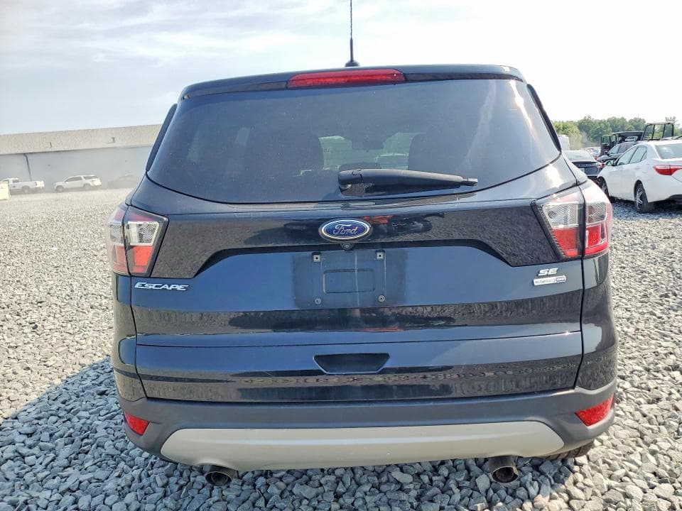 2017 FORD ESCAPE SE 6