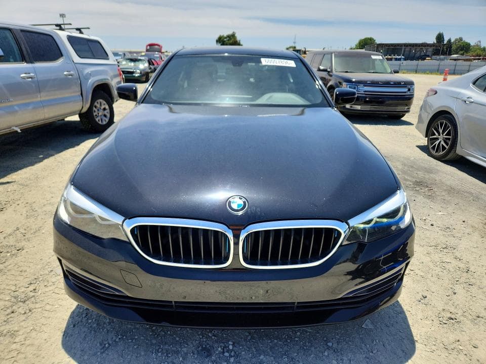 2018 BMW 530E 6