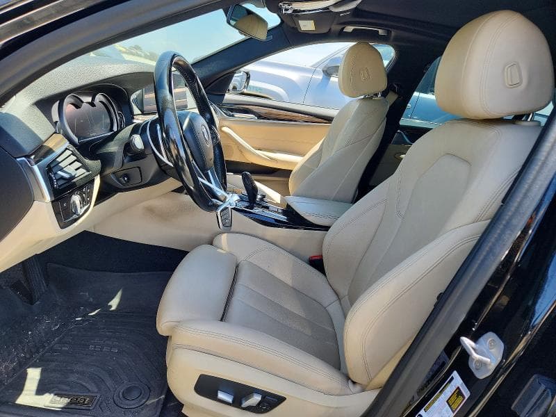 2018 BMW 530E 8