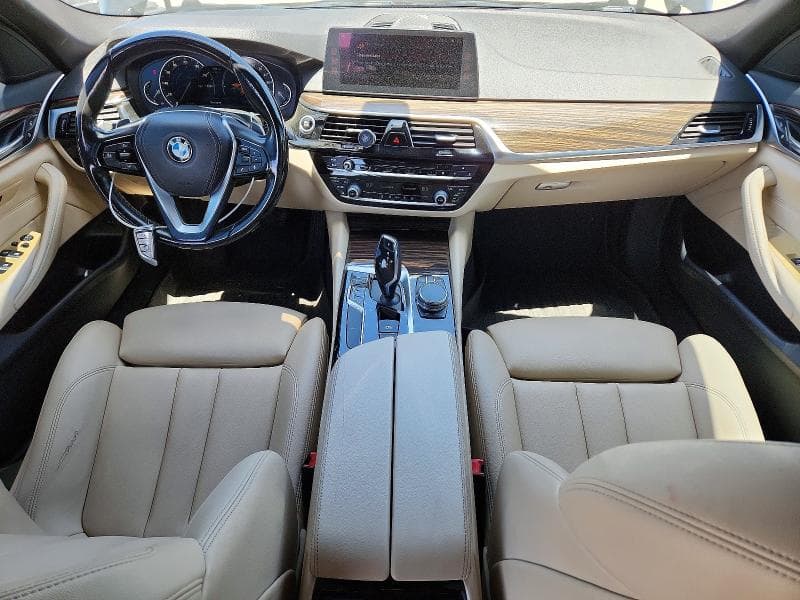 2018 BMW 530E 9