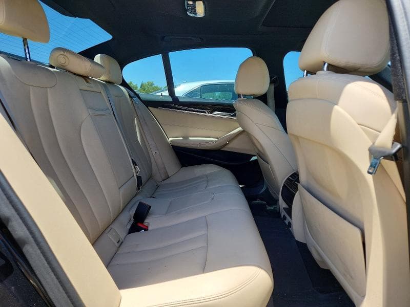 2018 BMW 530E 11