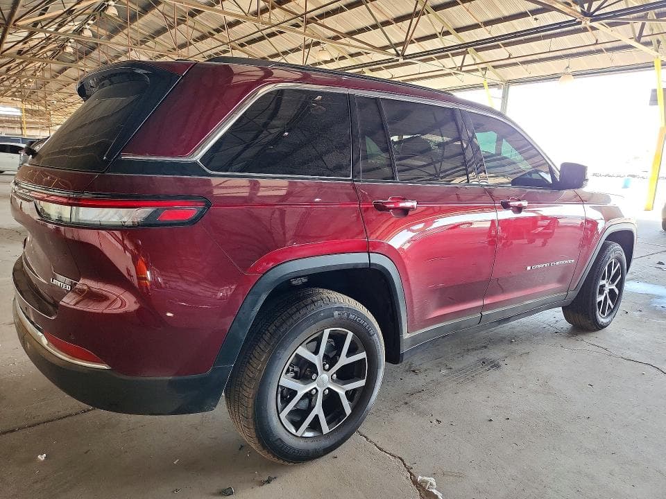 2025 JEEP GRAND CHEROKEE LIMITED 3