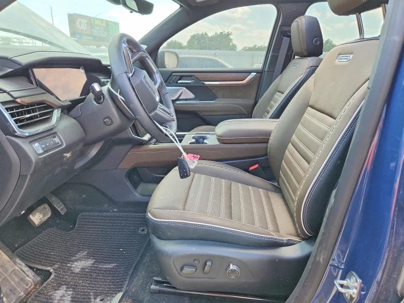 2026 GMC ACADIA DENALI ULTIMATE 7