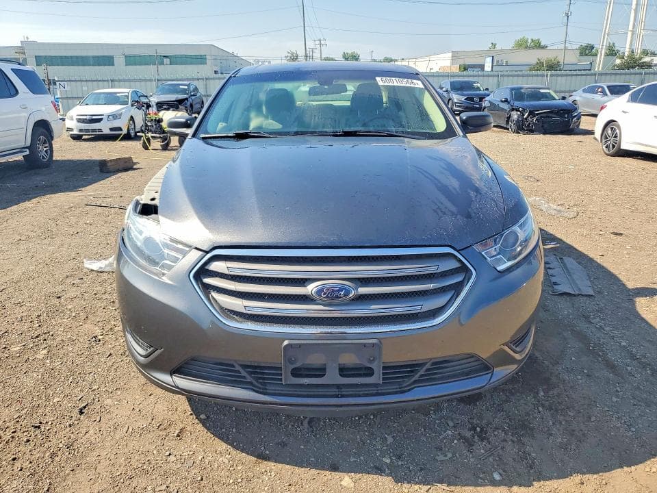 2017 FORD TAURUS SE 5