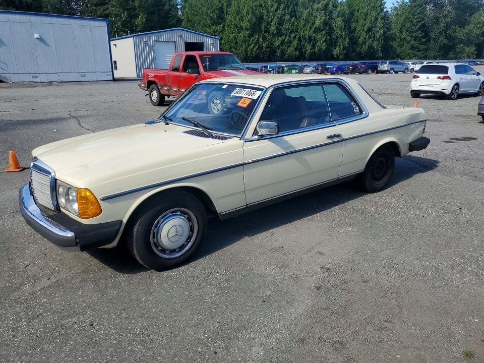 1979 MERCEDES-BENZ 300 - 1