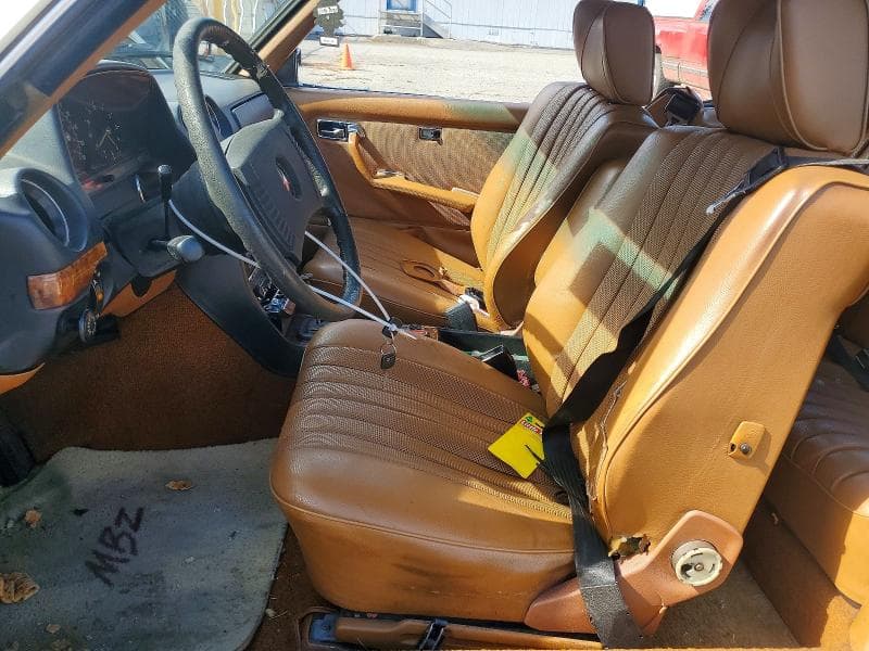 1979 MERCEDES-BENZ 300 7