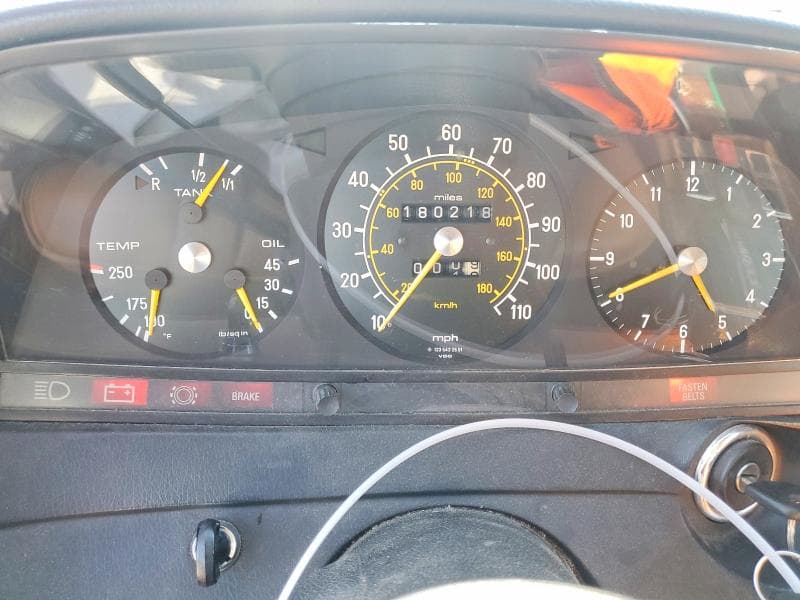 1979 MERCEDES-BENZ 300 9