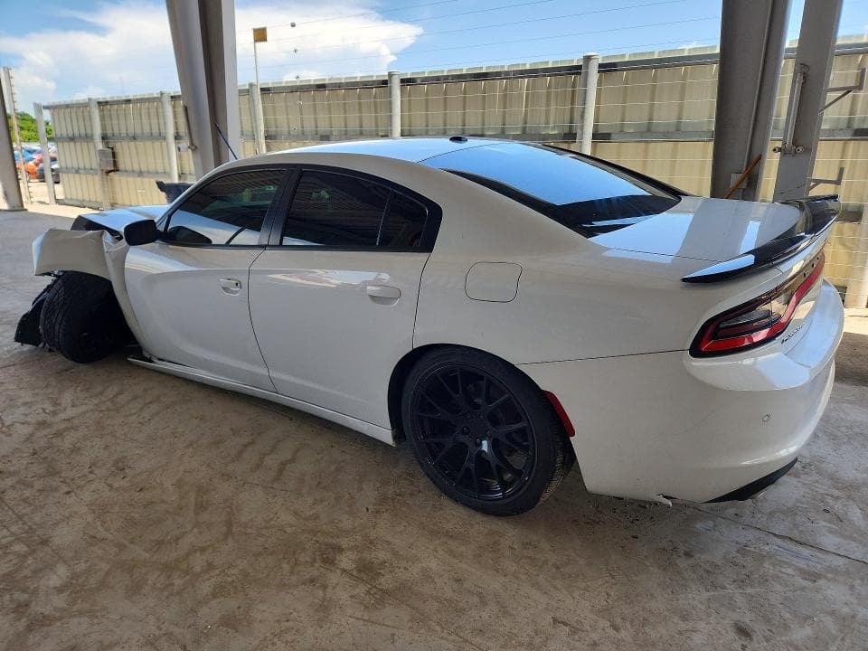 2021 DODGE CHARGER SXT 2