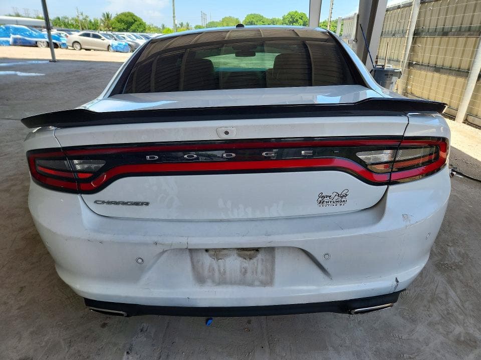 2021 DODGE CHARGER SXT 6