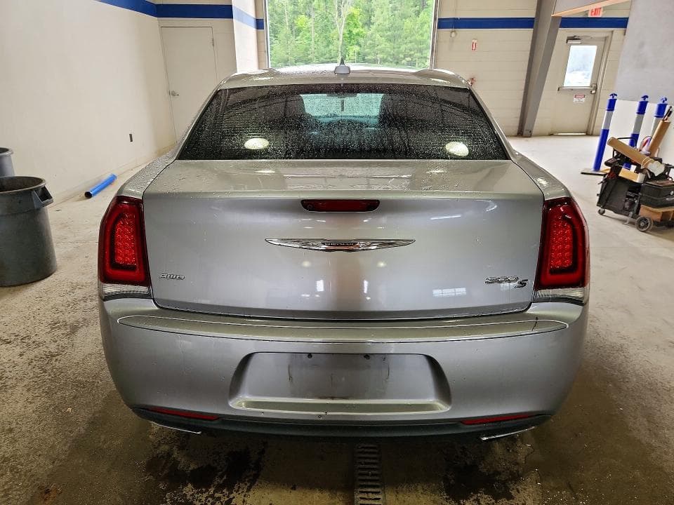 2017 CHRYSLER 300 S 7