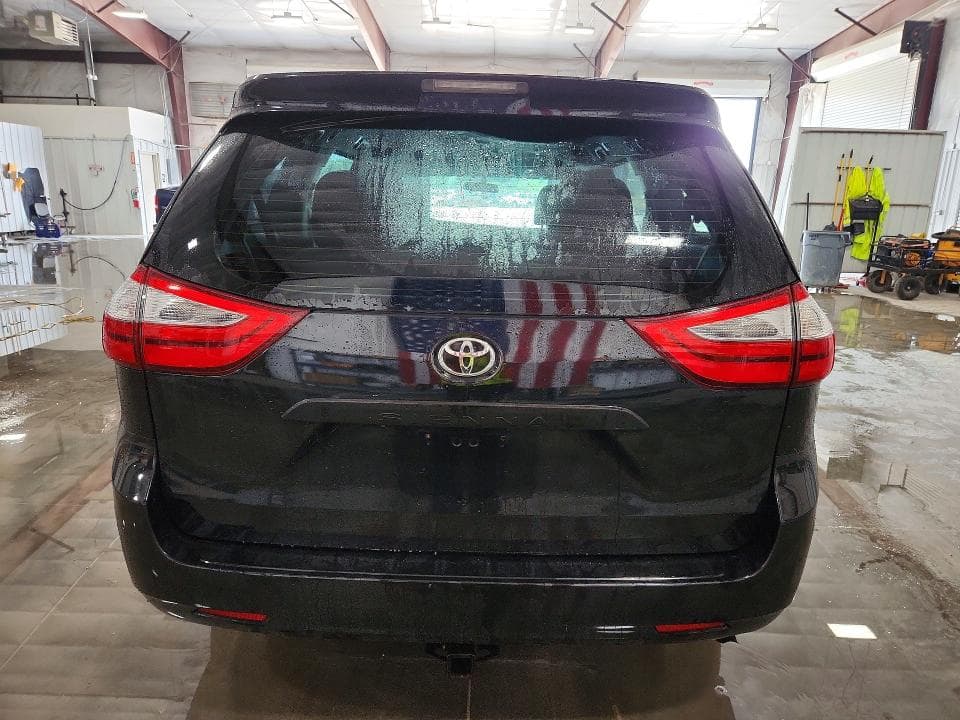 2017 TOYOTA SIENNA L 7-PASSENGER L 7-PASSENGER 6