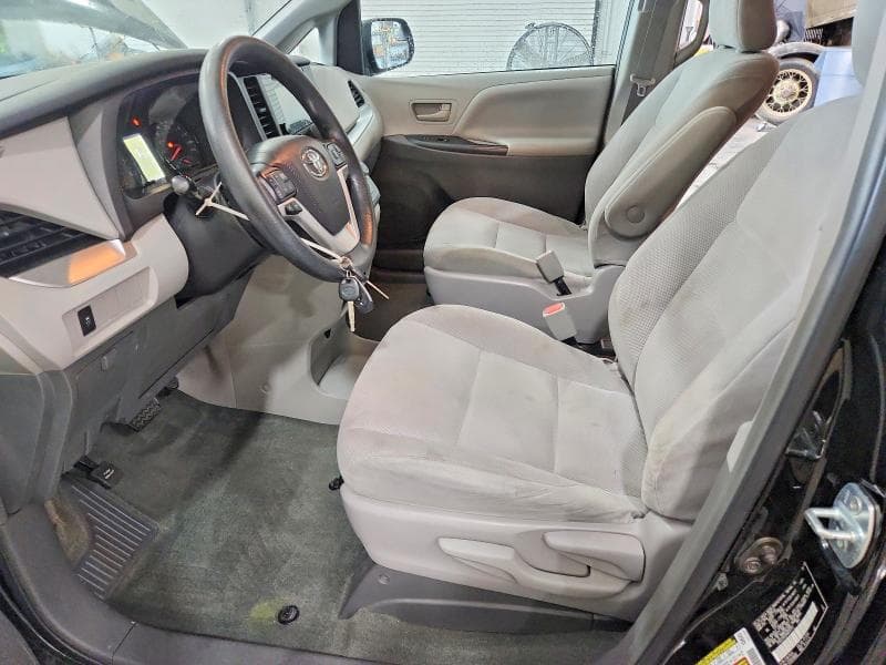 2017 TOYOTA SIENNA L 7-PASSENGER L 7-PASSENGER 7
