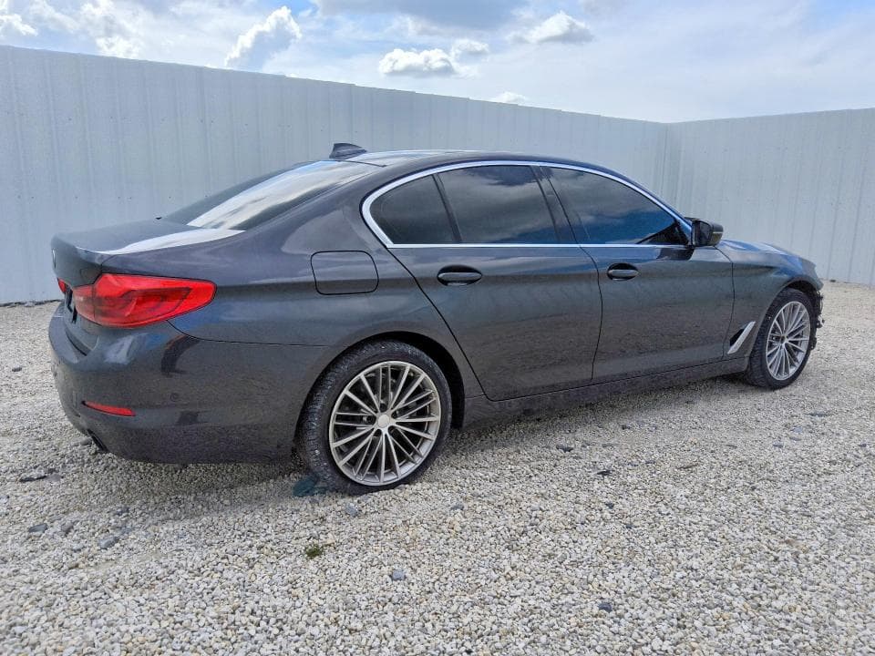 2020 BMW 530 I 3