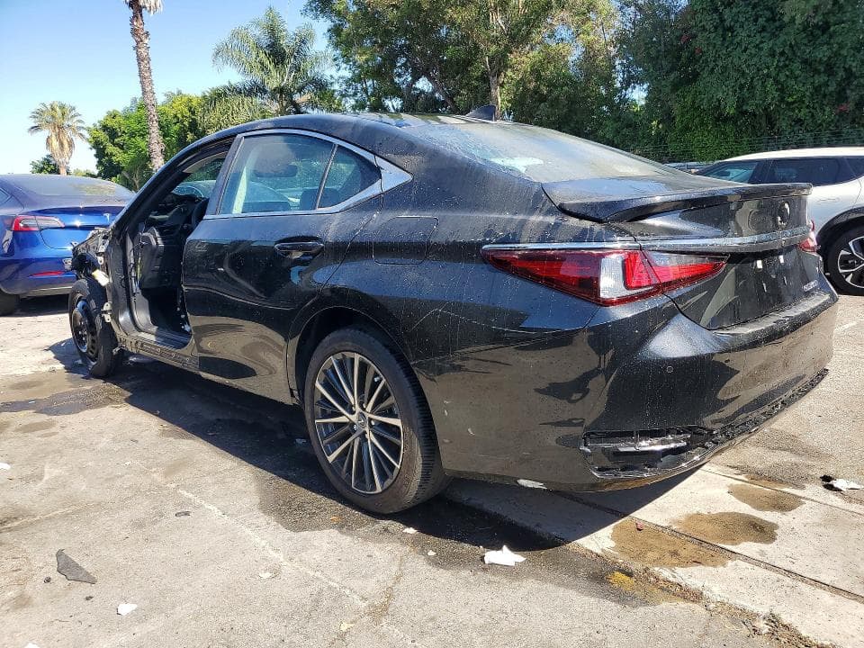 2025 LEXUS ES 300H BASE 2