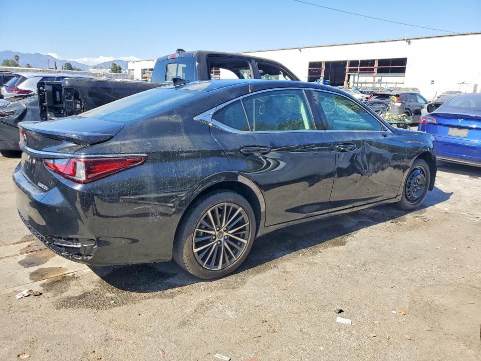 2025 LEXUS ES 300H BASE 3