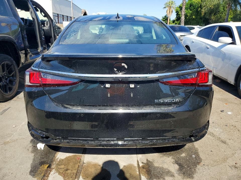 2025 LEXUS ES 300H BASE 6